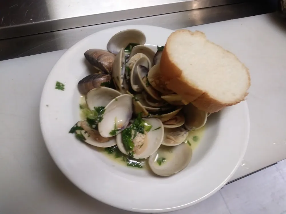 Steamed Clams
